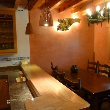 La Casa De Bernuy * Bernuy de Porreros