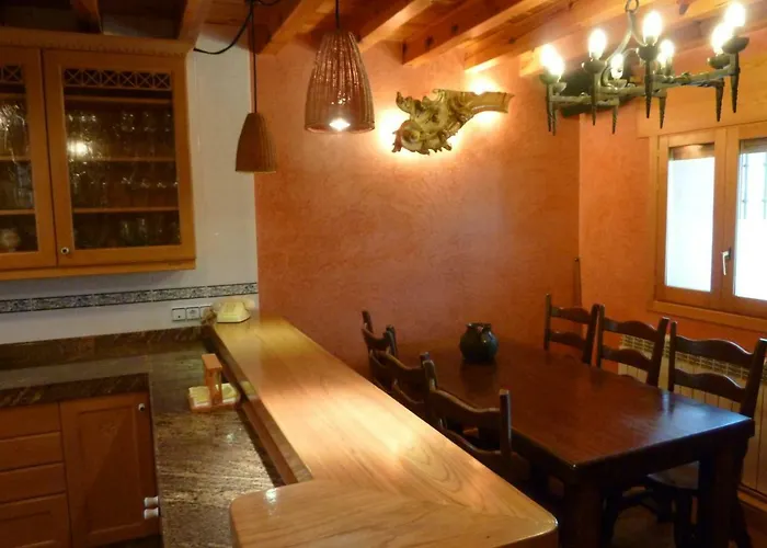 La Casa De Bernuy * Bernuy de Porreros